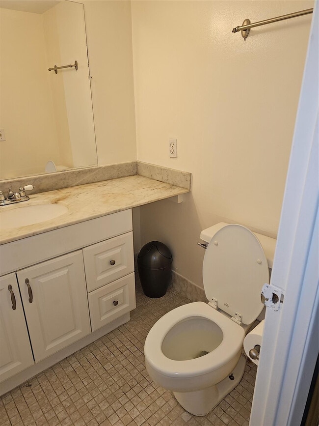 Photo - 2750 NE 183rd St Unit 1101