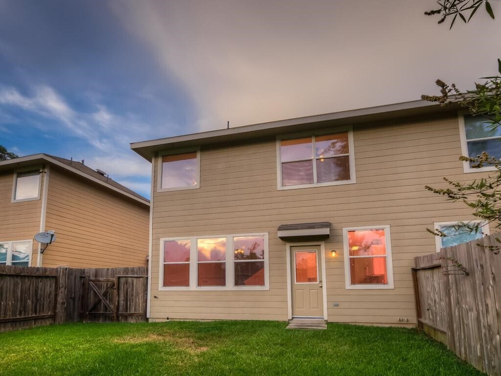 Photo - 71 E Stedhill Loop Rental