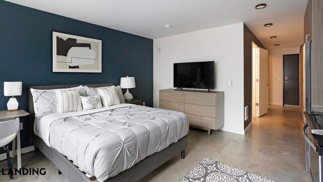 Photo - 2301 E Union St Unidad B220