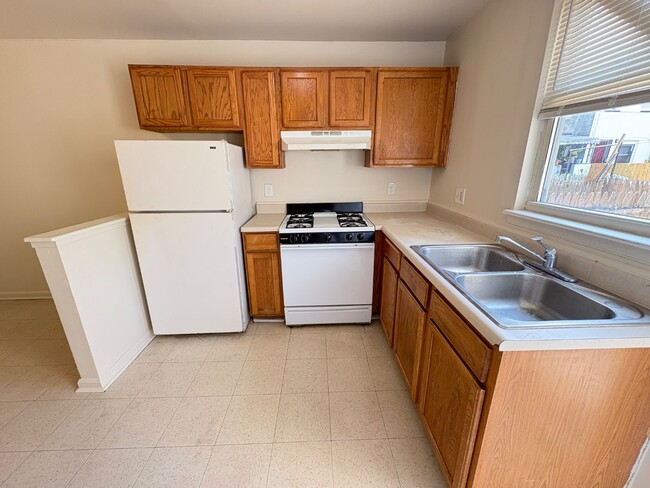 Building Photo - 428 S Gilmor St Rental