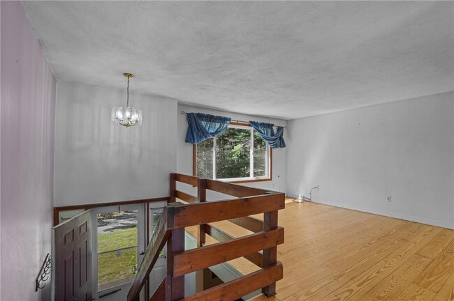 Photo - 125 Lewis Farm Rd