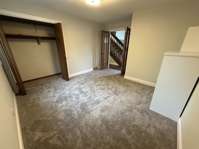 Photo - 1009 Stanford Dr