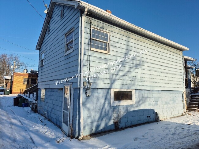 Photo - 451 Maplewood Ave