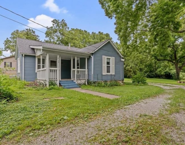 Building Photo - 815 N Ridge Ave Rental