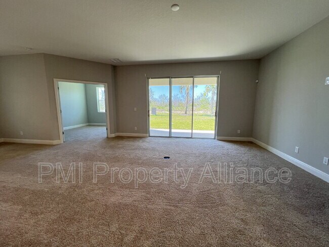 Photo - 14521 Crestavista Ave