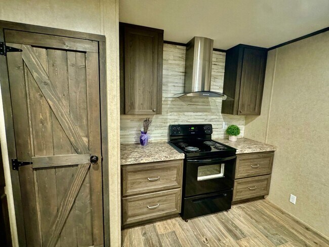 Photo - 4744 County Rd 506