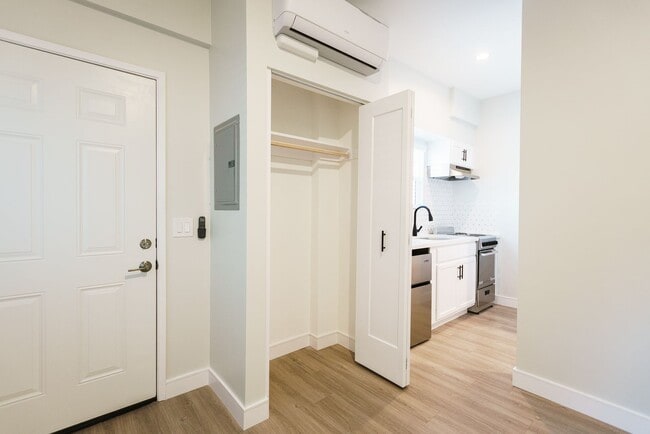 Photo - 11937 Avon Way