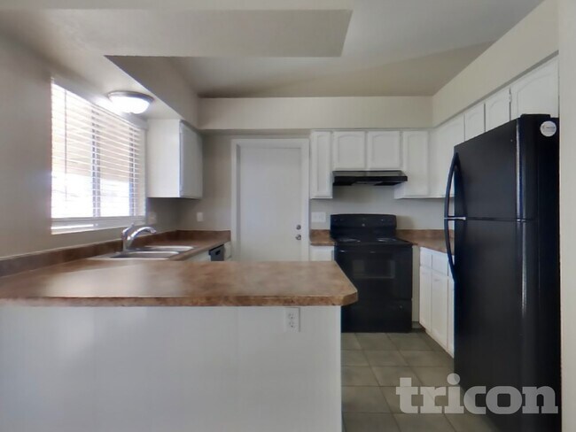 Photo - 515 E Rockwood Dr