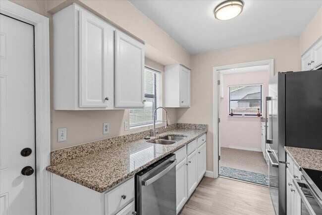 Photo - 11907 NW 147 Pl