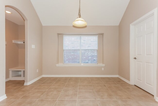Photo - 4613 Daisy Leaf Dr