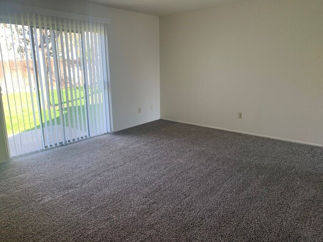 Photo - 5913 Akers Rd