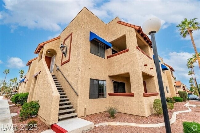 Building Photo - 4131 Gannet Cir Unit 389 Rental