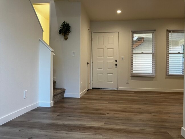 Photo - 629 S Glassell St