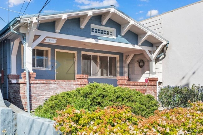 Photo - 1219 43rd Ave