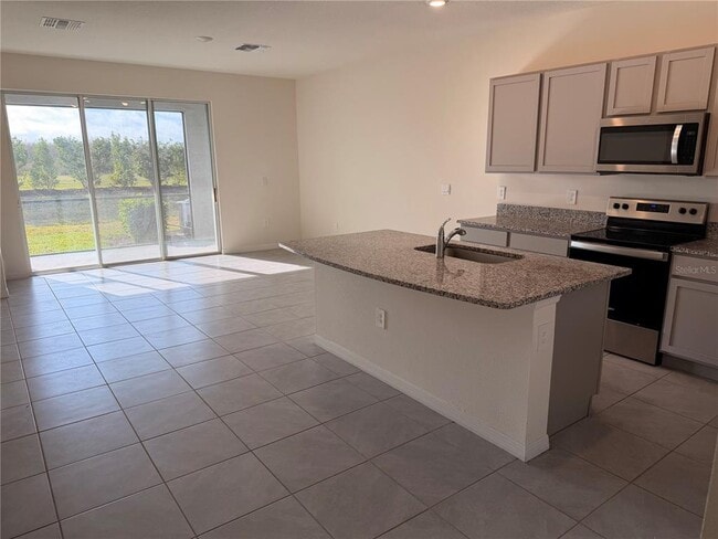 Photo - 17534 Crescent Moon Lp