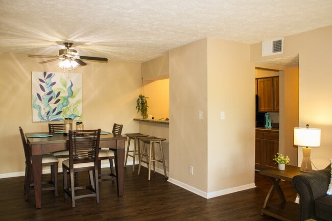 Área de comedor - Turtle Lake