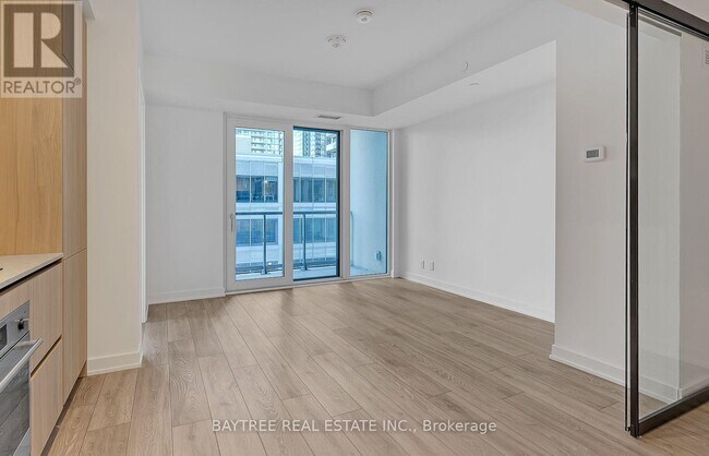 Photo - 108 Peter St Unit 2703
