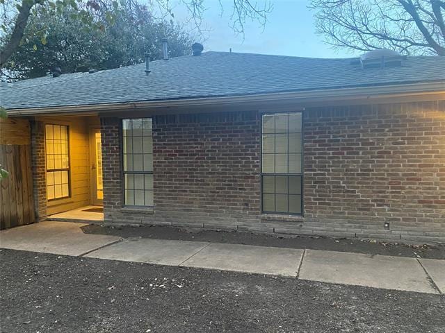 Photo - 3035 Allister St