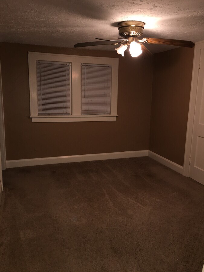 Photo - 1110 Ardmore Ave SW