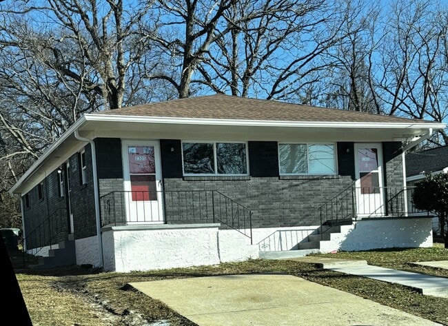 Building Photo - 2305 Citico Ave