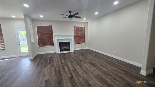 Photo - 235 Lottie Ln