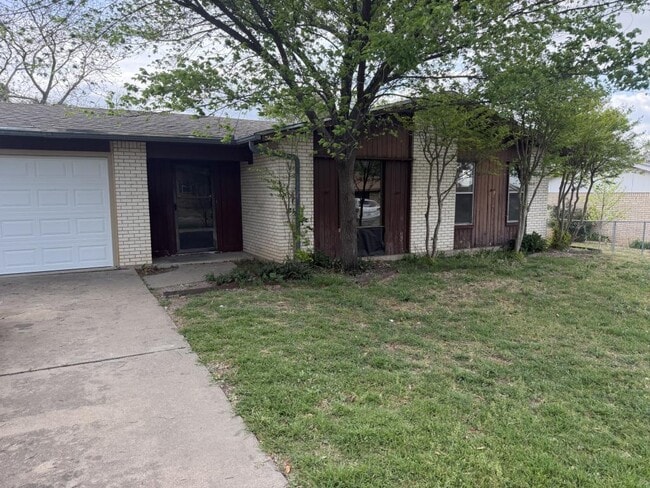 Building Photo - 106 N 30th St