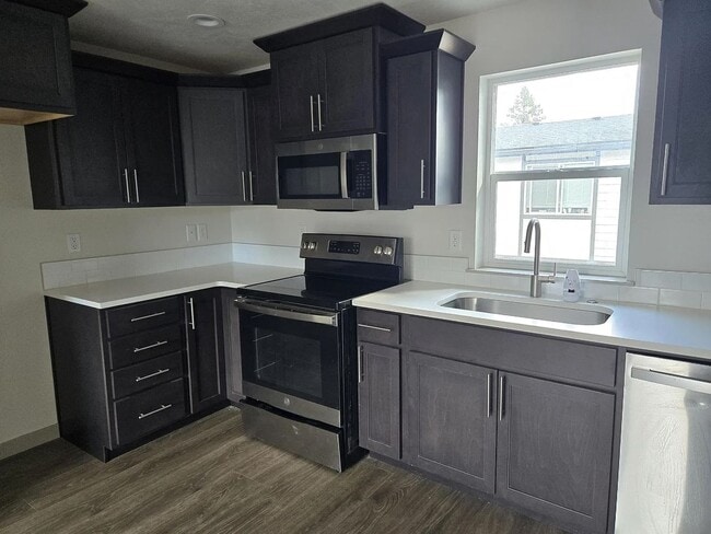 Photo - YECK-683 Unit 2