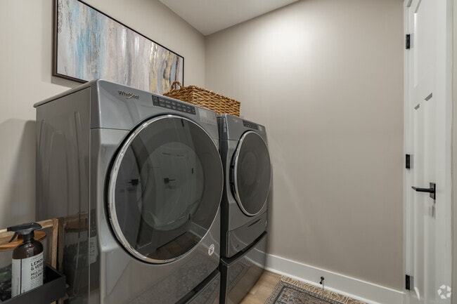 2BR, 2BA - 1395SF - Laundry Room
