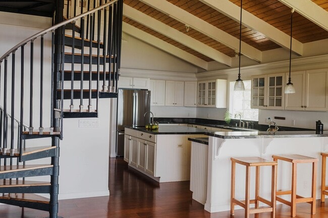 Building Photo - SHLU 76-4206 Nanilani Rd Unit Upstairs Nanilani