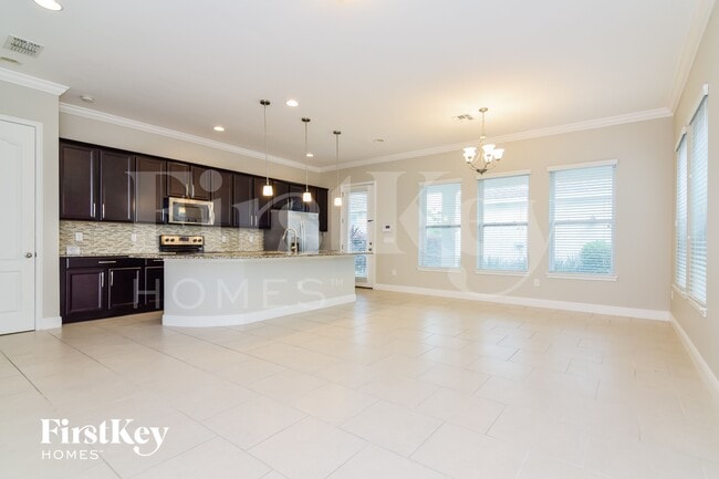 Photo - 5948 Village Center Dr