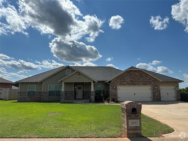 Building Photo - 203 Lyla Glen Dr Rental