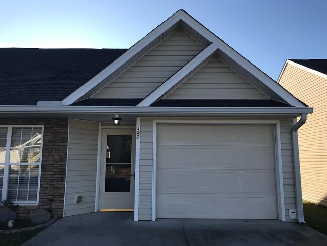 Photo - 327 Whitney Pl Townhome