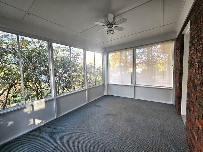 Photo - 107 Upper Knapp Rd