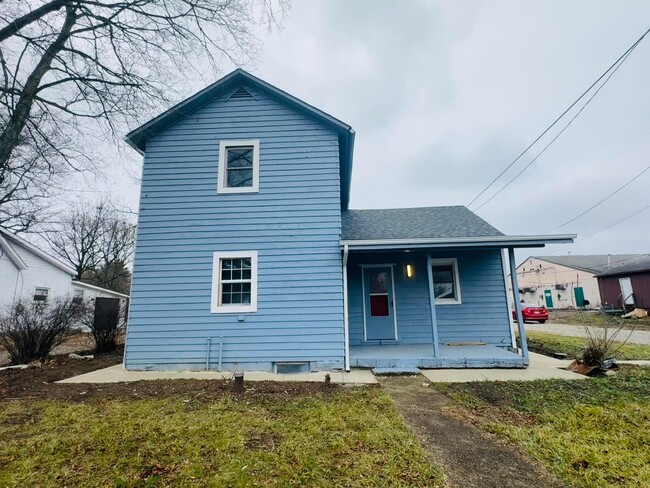 Photo - 9387 Mink St SW