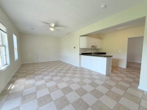 Building Photo - 126 Woods Trail Unit 2