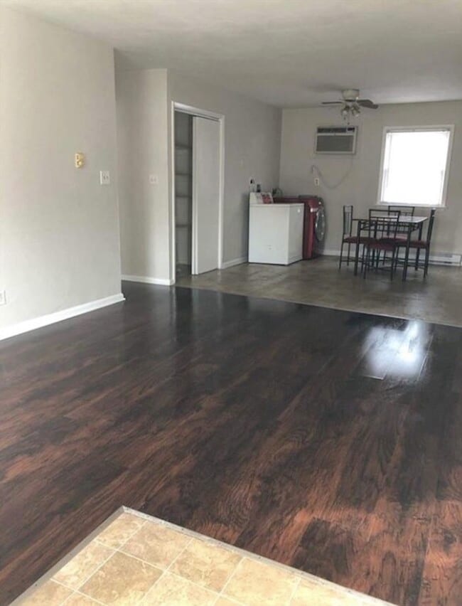 Photo - 708 Portsmouth Blvd