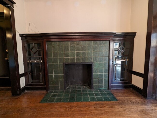 Photo - 2418 N Sawyer Ave Unidad 1W