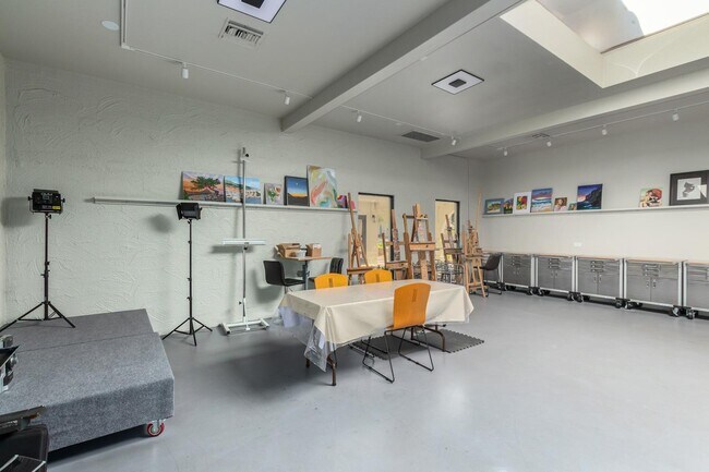 Photo - 7910 E Camelback Rd Unit 312