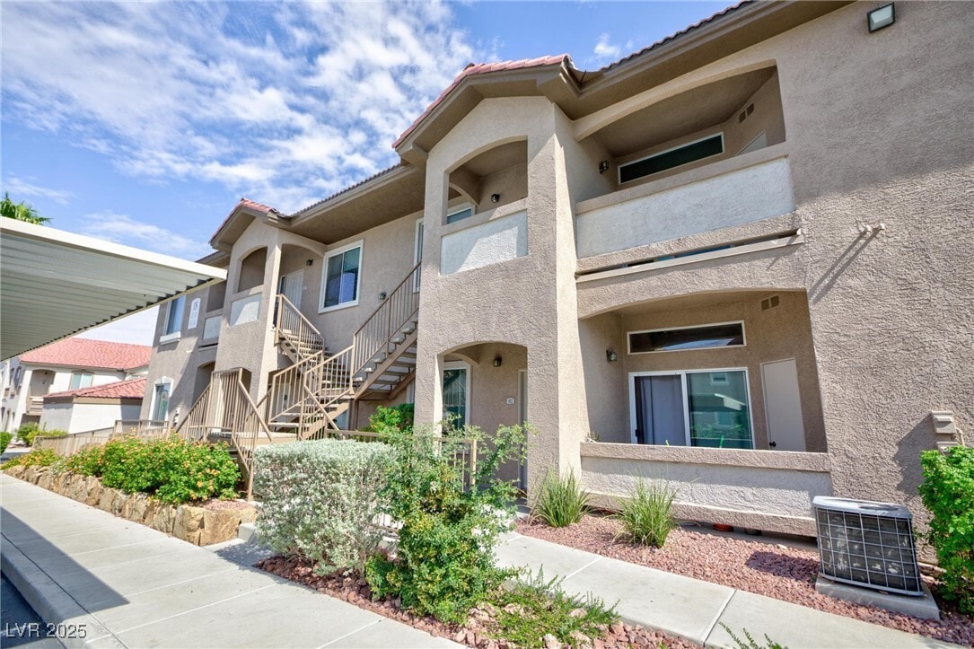 Photo - 2305 W Horizon Ridge Pkwy Unit 1822