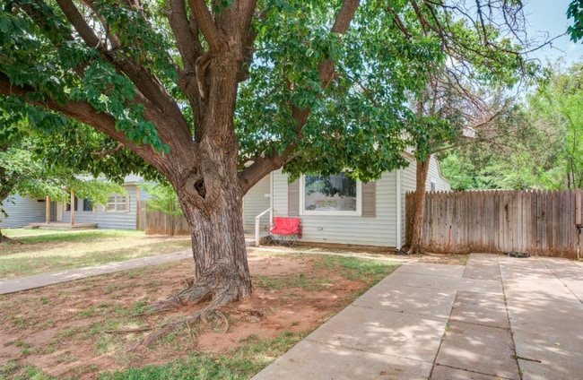 Photo - 2609 41st St