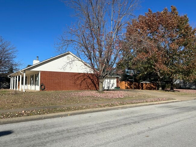 Photo - 1474 N Caddo Ave