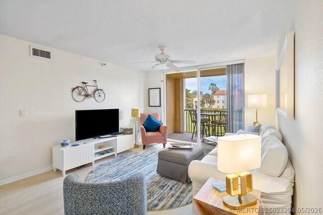 Photo - 157 Yacht Club Way Unit 206