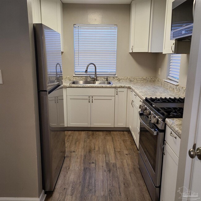 Photo - 910 N De Villiers St