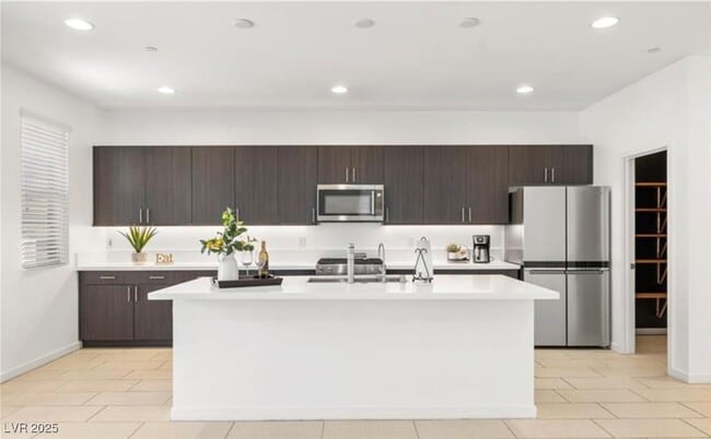 Photo - 11278 Kraft Mountain Ave Unidad 101