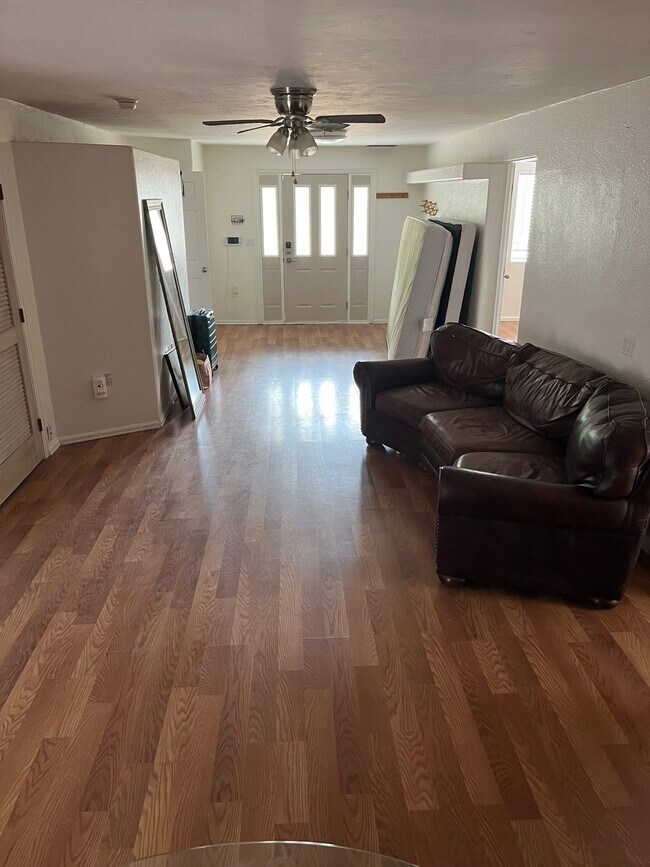 Photo - 1714 Dolores St