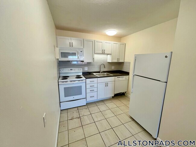 Photo - 90 Gardner St Unit 37