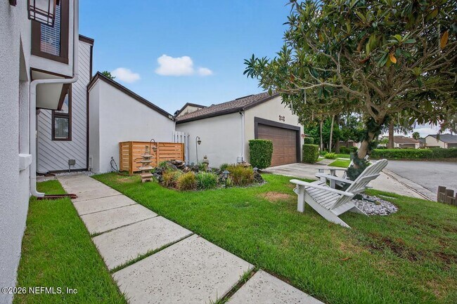 Photo - 7805 Baymeadows Cir W