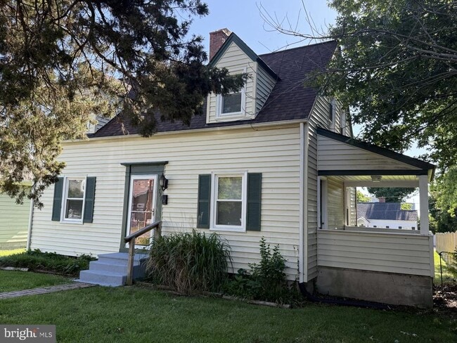 Building Photo - 711 Taggart St Rental