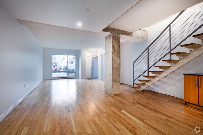 2BR, 2BA - 1530 SF - Living Room And Entrance - Le Mille Neuf