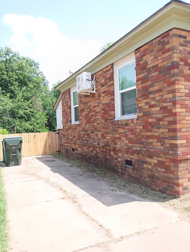 Building Photo - It's ready! New Remodel